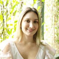 Monica Londoño headshot